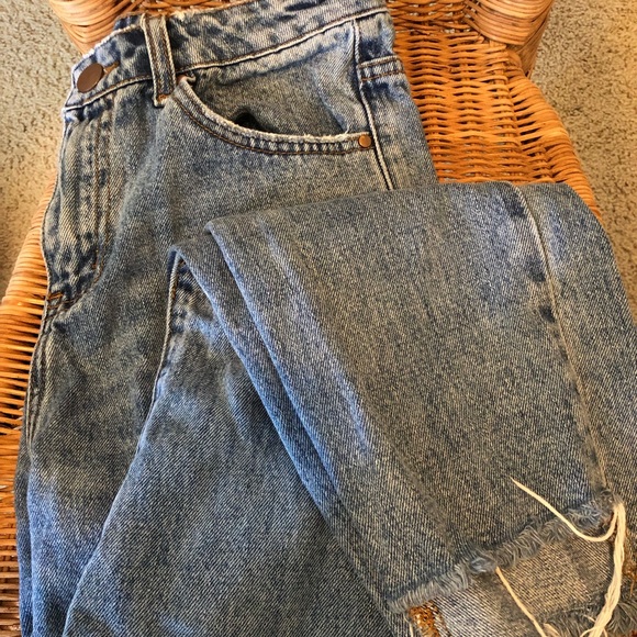 Tobi Mom Jeans - Picture 1 of 4
